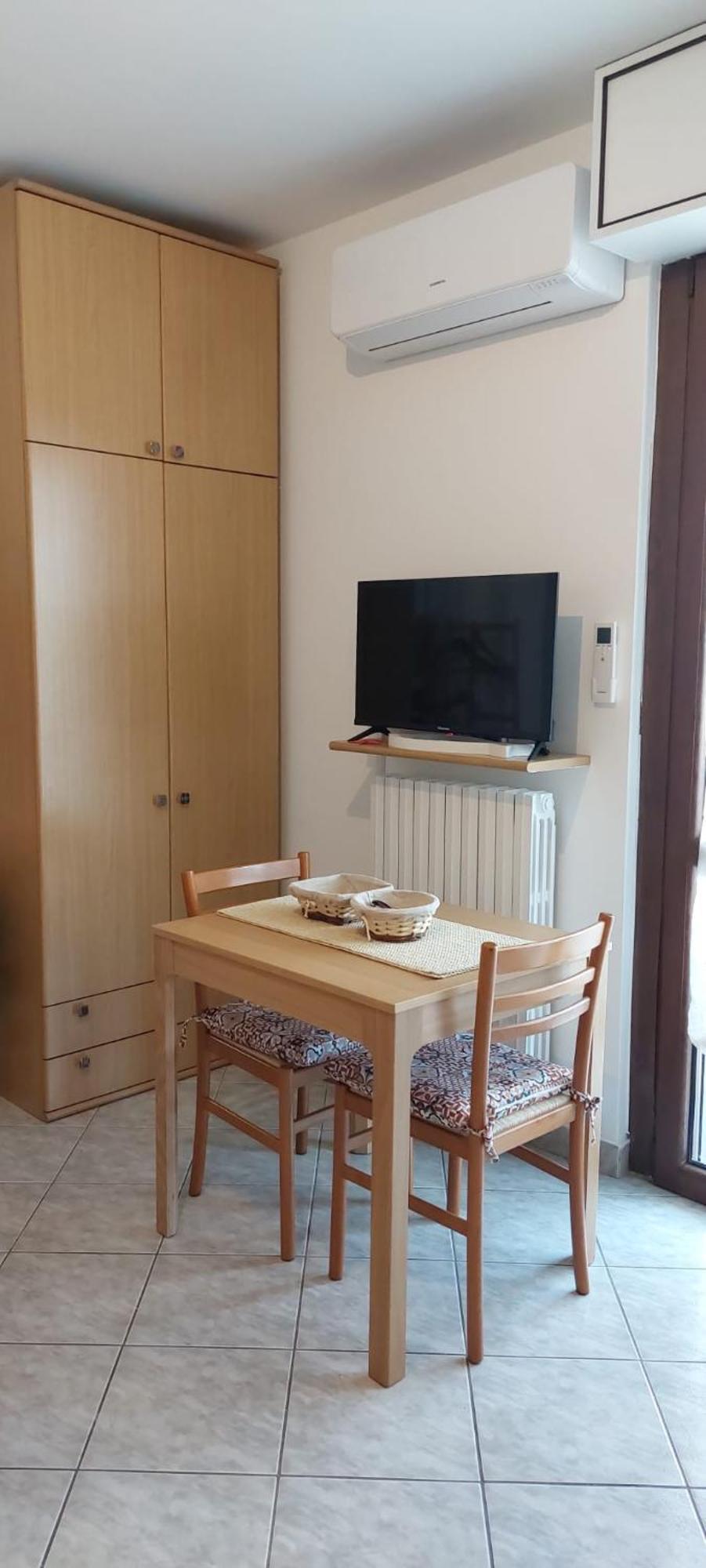 Appartamento Deliziosa Casa Mignon Luisago Esterno foto