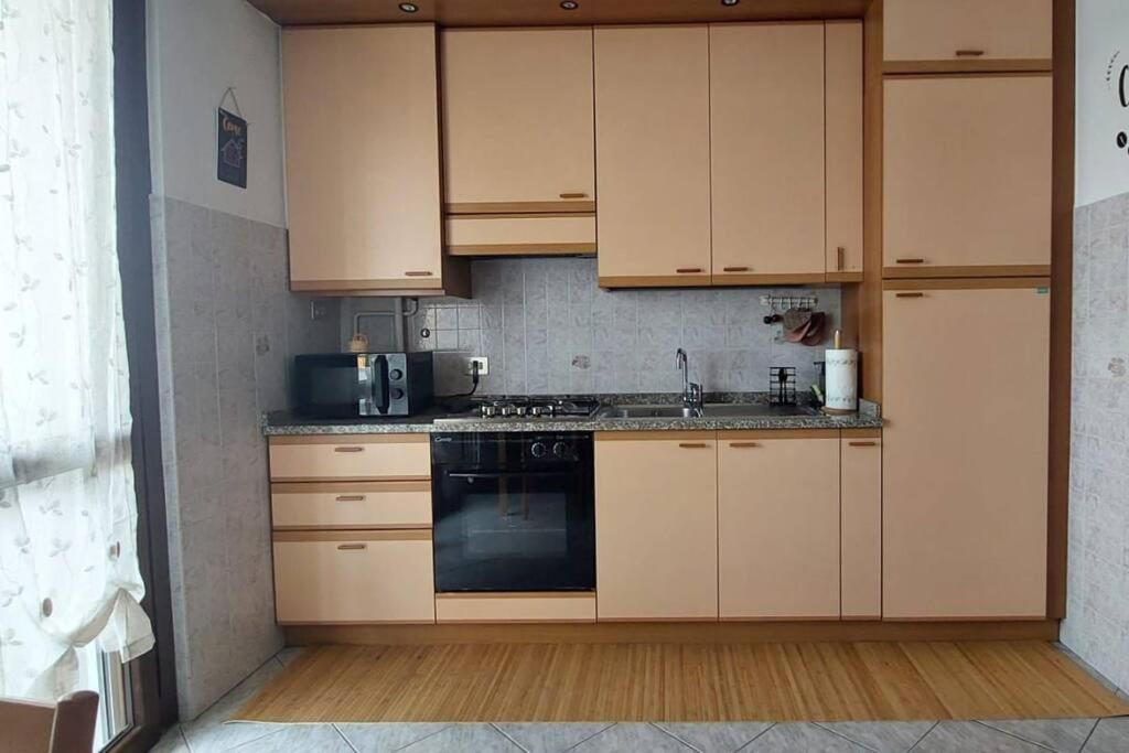 Appartamento Deliziosa Casa Mignon Luisago Esterno foto